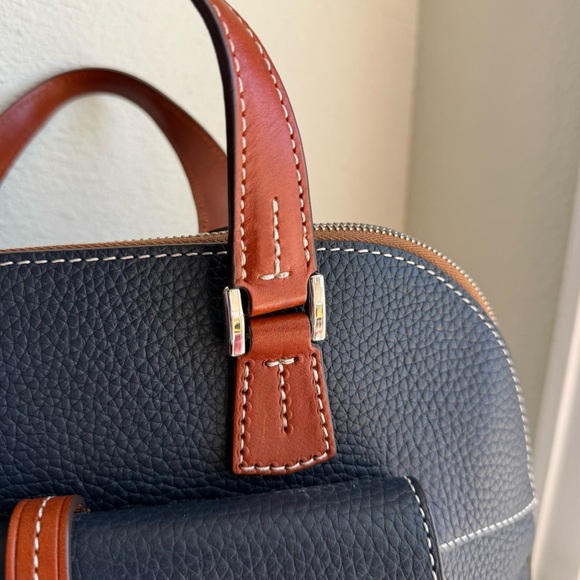 Dooney & Bourke Cambridge Zip Satchel Black and Brown Leather Medium Handbag - Picture 9 of 16